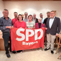 Die neue Vorstandschaft zusammen mit der SPD-Stadtratsfraktion